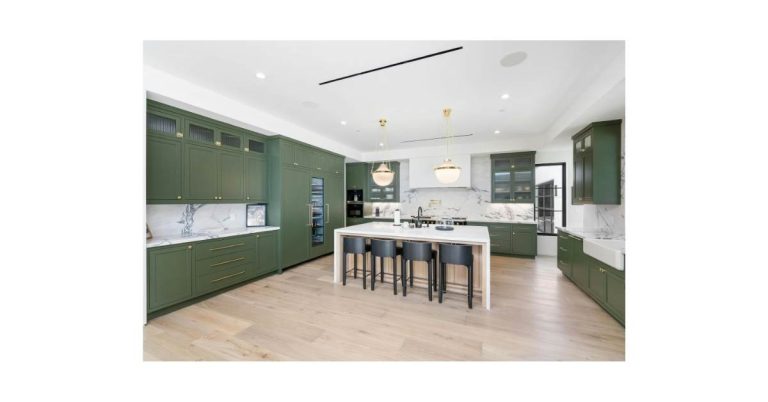 Kitchen Porter Role Explained: Responsibilities, Skills, and Career Growth in Professional Kitchens